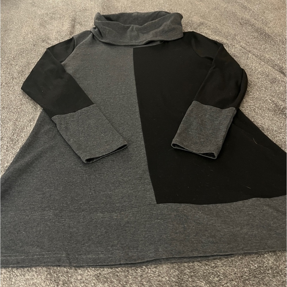 Grey and Black Color Blocked Shirt Dress with Oversized Cawl